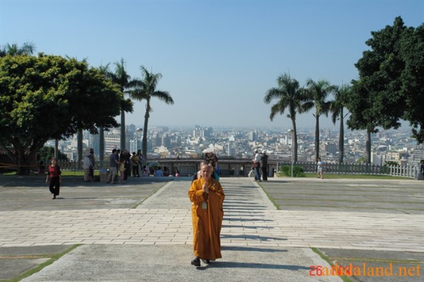 Hanh Huong Dai Loan 2006 (50).jpg