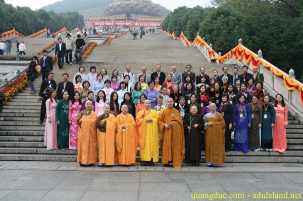 Hanh Huong Tu Dai Danh Son 2007 (179).jpg