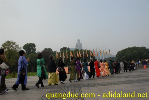 Hanh Huong Tu Dai Danh Son 2007 (315).jpg