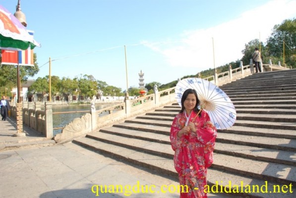 Hanh Huong Tu Dai Danh Son 2007 (478).jpg