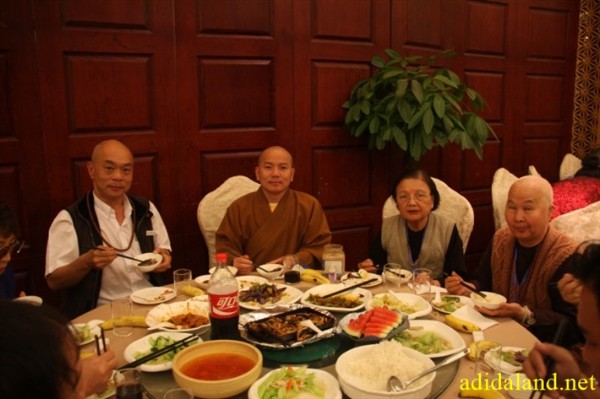 Hanh_huong_Tu_Dai_Danh_Son_2009 (649).jpg