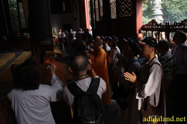 Hanh_huong_Tu_Dai_Danh_Son_2009 (689).jpg