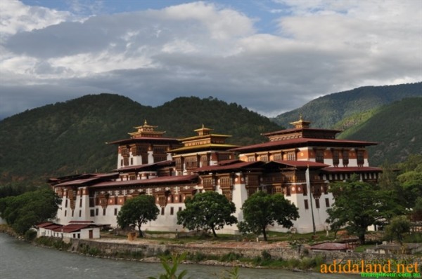 Hanhhuong_Bhutan_2013 (421).jpg