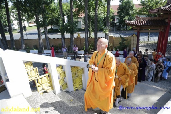 Hanh Huong Chau Au 2015 (339).jpg
