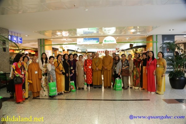 Hanh Huong Chau Au 2015 (379).jpg