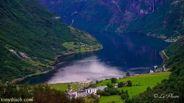 2015.07.11 Geiranger 17.jpg
