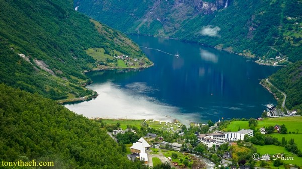 2015.07.11 Geiranger 26.jpg